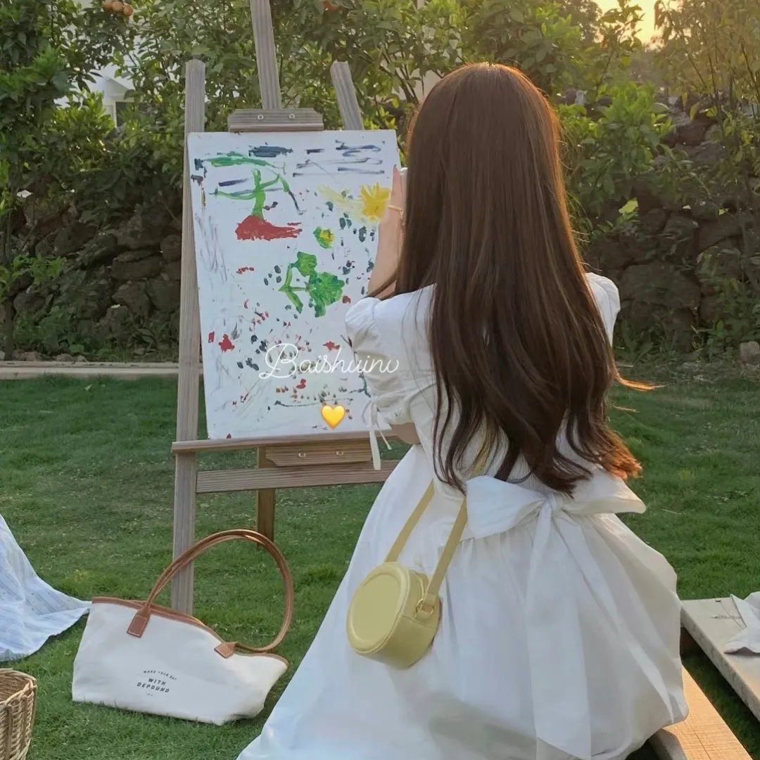 月里青山淡如画